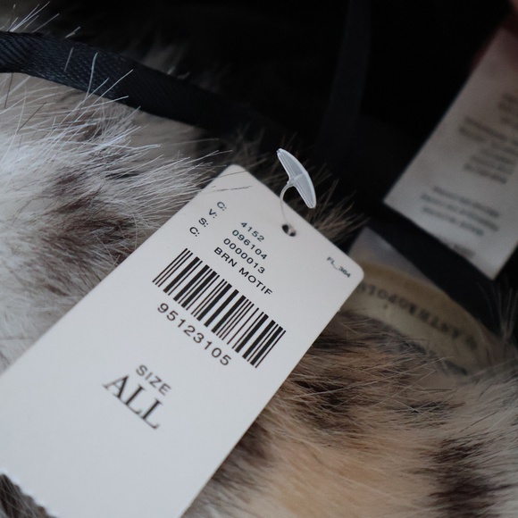 ANTHROPOLOGIE CHEETAH/LEOPARD FUR BUCKET HAT - Picture 2 of 7